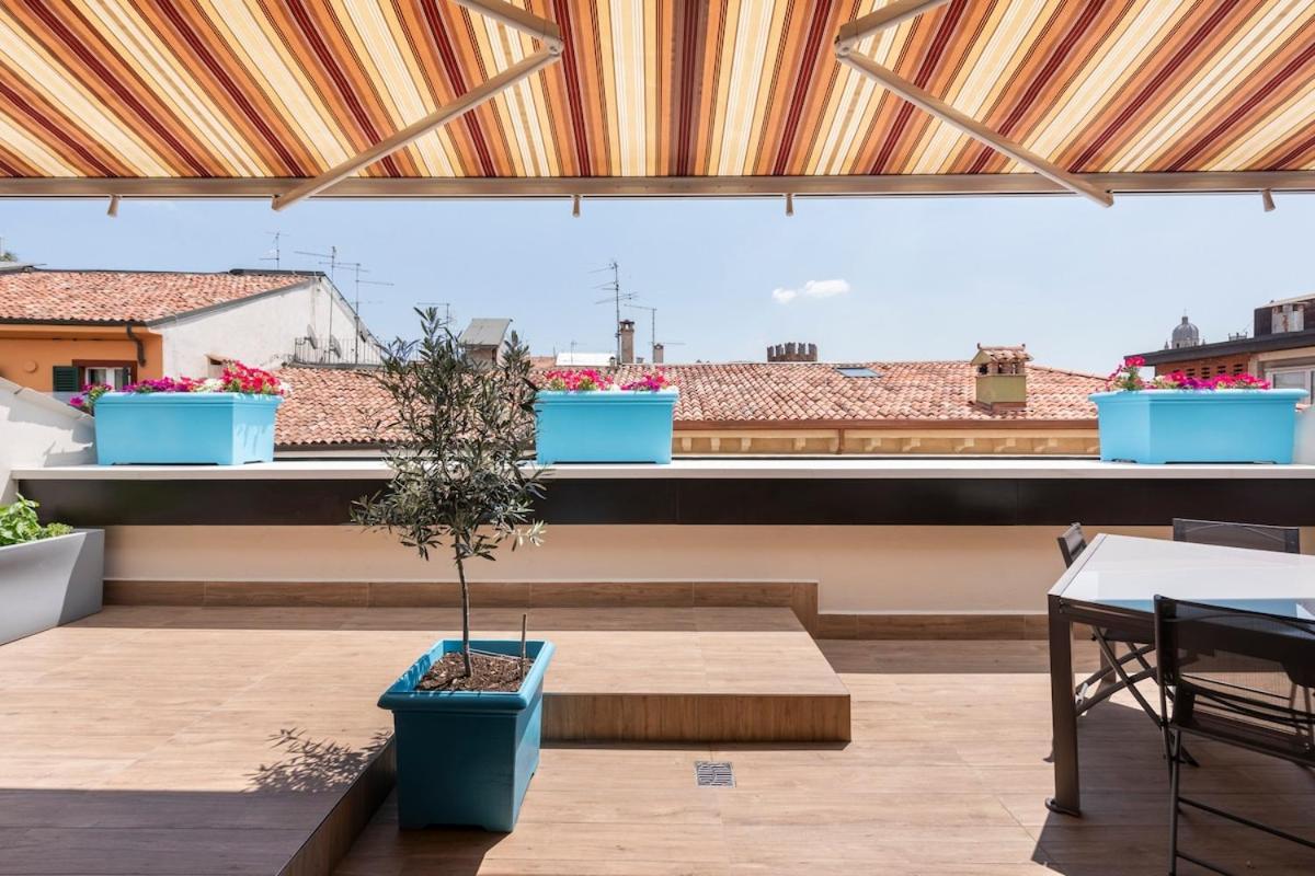 Penthouse With Terrace Near Arena Appartamento *
